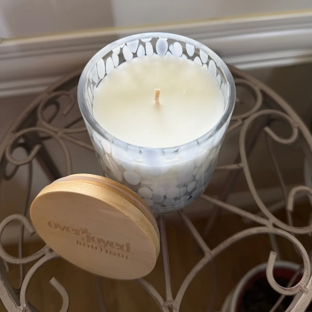 Glass Candle — Sea Salt & Bergamot - 8 Oz, Overjoyed Boutique - Picture 7 of 12